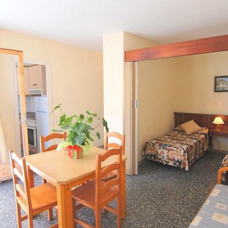 Aries Basic Appartement Salou Buitenkant foto