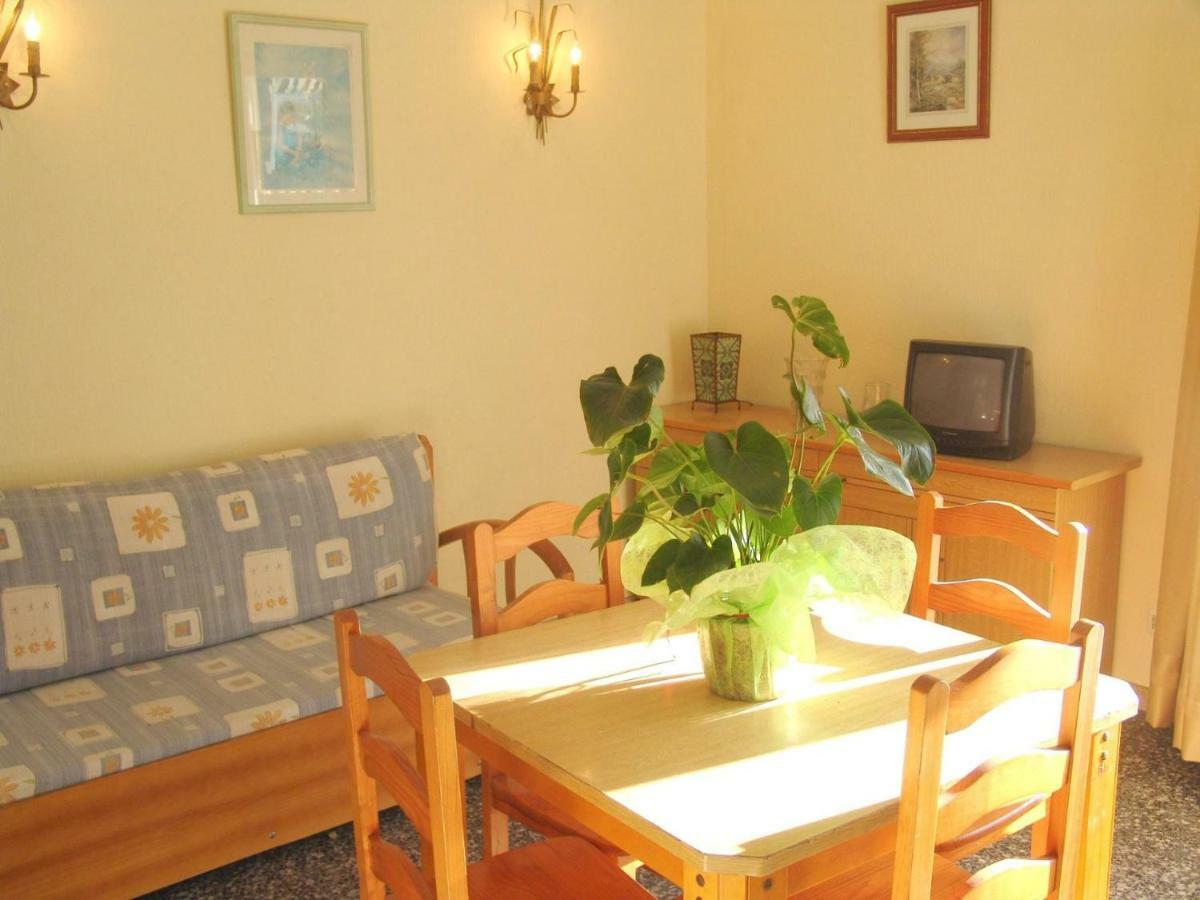 Aries Basic Appartement Salou Buitenkant foto